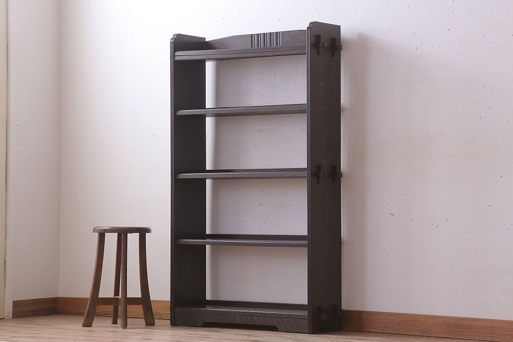 レトロ家具　ラワン材製　古い木のレトロな楔(くさび)式本棚(ディスプレイラック)