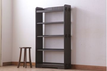 レトロ家具　ラワン材製　古い木のレトロな楔(くさび)式本棚(ディスプレイラック)