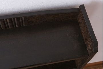 レトロ家具　ラワン材製　古い木のレトロな楔(くさび)式本棚(ディスプレイラック)