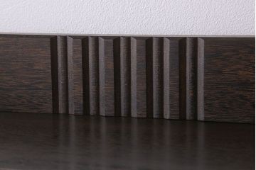 レトロ家具　ラワン材製　古い木のレトロな楔(くさび)式本棚(ディスプレイラック)