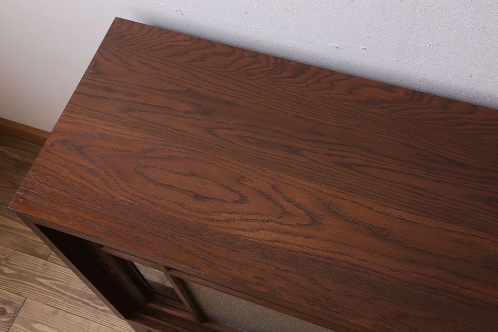 アンティーク家具　ナラ材製!色ガラスとダイヤガラス入りのサイドキャビネット(サイドボード)