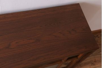 アンティーク家具　ナラ材製!色ガラスとダイヤガラス入りのサイドキャビネット(サイドボード)