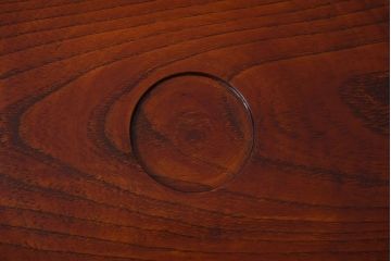 アンティーク雑貨　和製アンティーク　欅材!漆塗りが美しい古い木製丸盆(1)