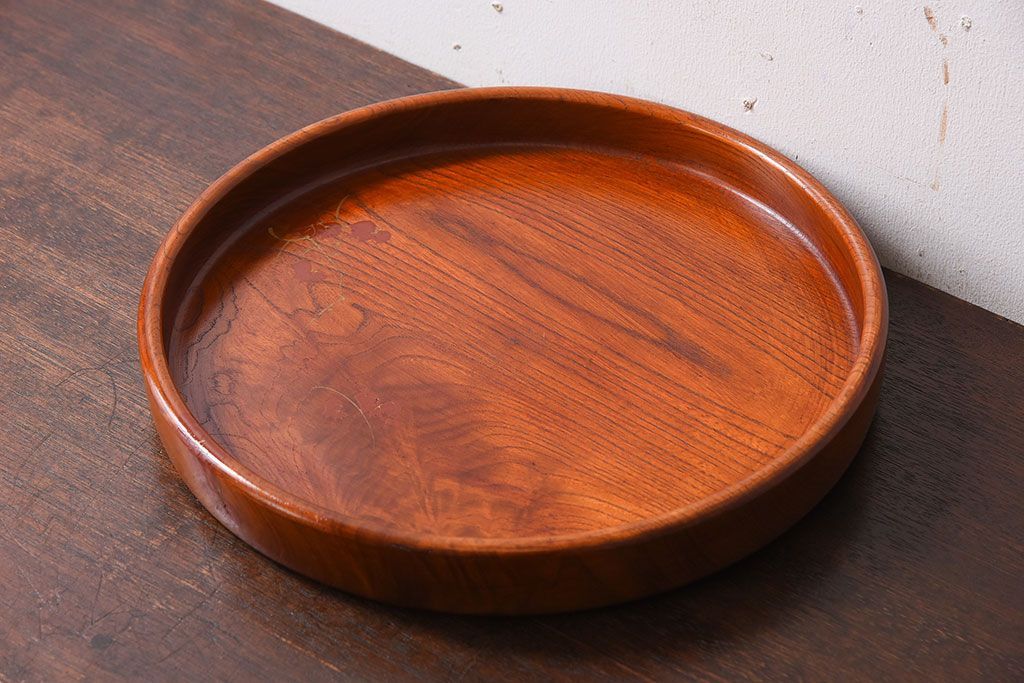 アンティーク雑貨　和製アンティーク　欅材!漆塗りが美しい古い木製丸盆(3)