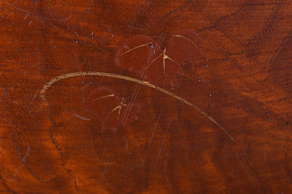 アンティーク雑貨　和製アンティーク　欅材!漆塗りが美しい古い木製丸盆(3)