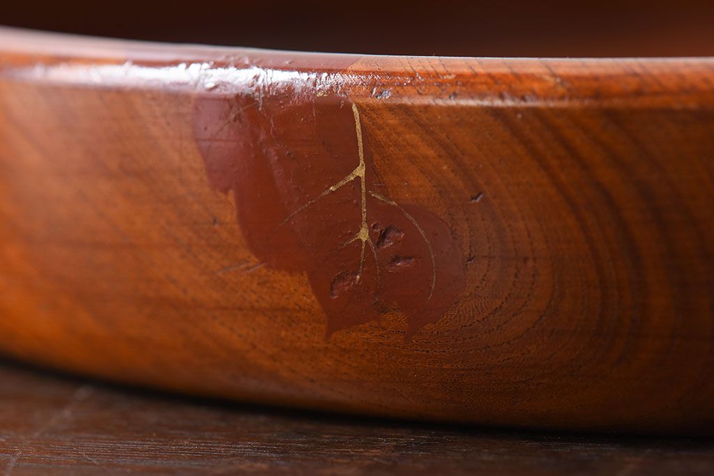 アンティーク雑貨　和製アンティーク　欅材!漆塗りが美しい古い木製丸盆(3)