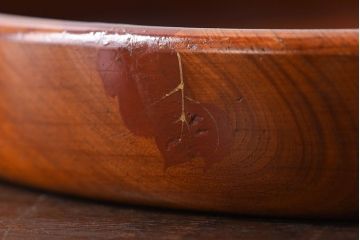 アンティーク雑貨　和製アンティーク　欅材!漆塗りが美しい古い木製丸盆(3)