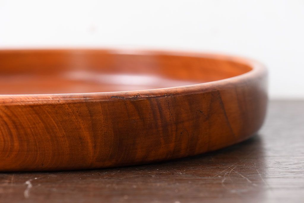 アンティーク雑貨　和製アンティーク　欅材!漆塗りが美しい古い木製丸盆(3)