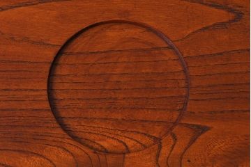 アンティーク雑貨　和製アンティーク　欅材!漆塗りが美しい古い木製丸盆(3)