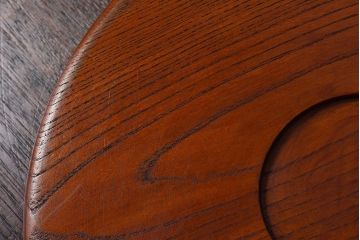 アンティーク雑貨　和製アンティーク　欅材!漆塗りが美しい古い木製丸盆(3)