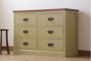 レトロ家具　ナラ材製!レトロなペイントチェスト