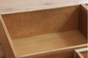 レトロ家具　ナラ材製!レトロなペイントチェスト