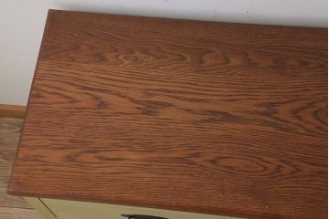 レトロ家具　ナラ材製!レトロなペイントチェスト