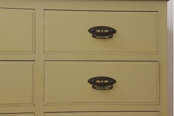 レトロ家具　ナラ材製!レトロなペイントチェスト