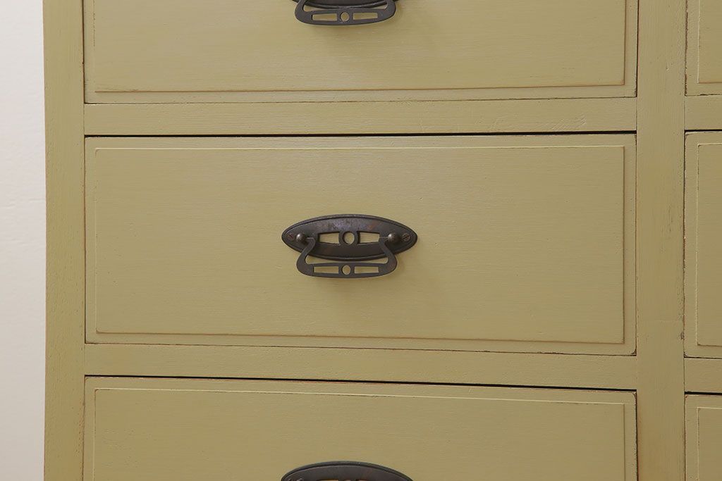 レトロ家具　ナラ材製!レトロなペイントチェスト