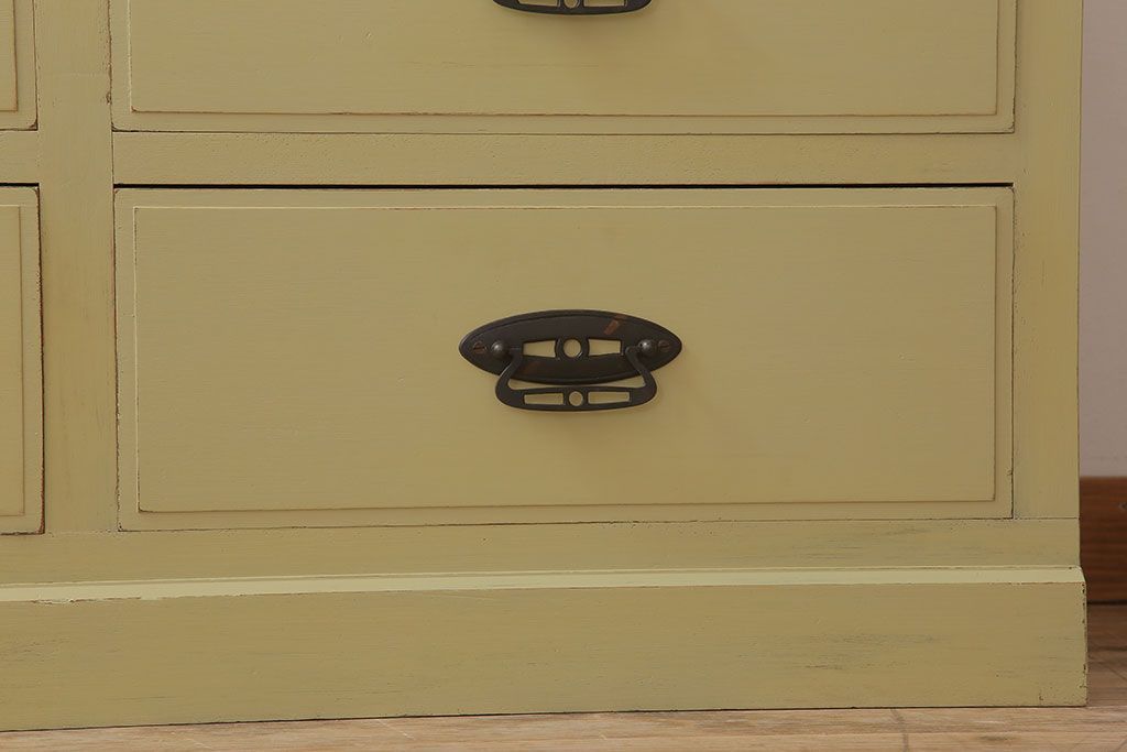 レトロ家具　ナラ材製!レトロなペイントチェスト