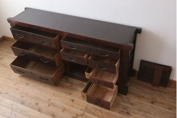 アンティーク家具　六尺　古民具・骨董　漆が美しい明治期の収納箪笥サイドボード(水屋箪笥)