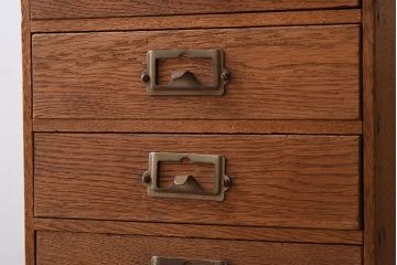 レトロ家具　ナラ材製!レトロかわいいアンティーク小引き出し(1)