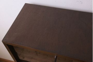 アンティーク家具　樺材製　モールガラス入りアンティーク本箱