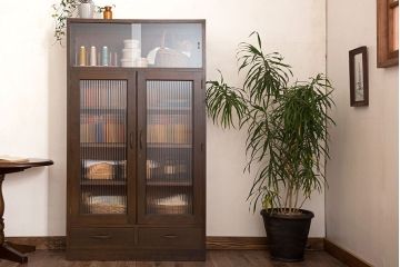 アンティーク家具　樺材製　モールガラス入りアンティーク本箱