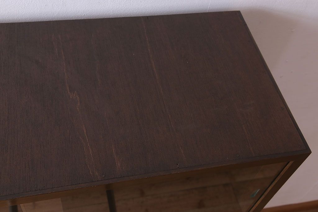 アンティーク家具　樺材製　モールガラス入りアンティーク本箱