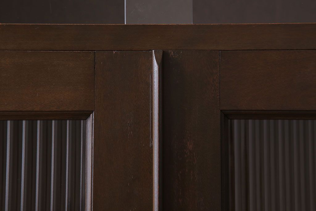 アンティーク家具　樺材製　モールガラス入りアンティーク本箱