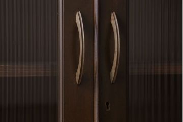 アンティーク家具　樺材製　モールガラス入りアンティーク本箱