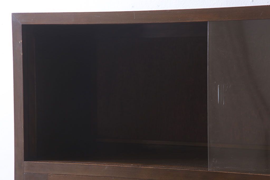 アンティーク家具　樺材製　モールガラス入りアンティーク本箱