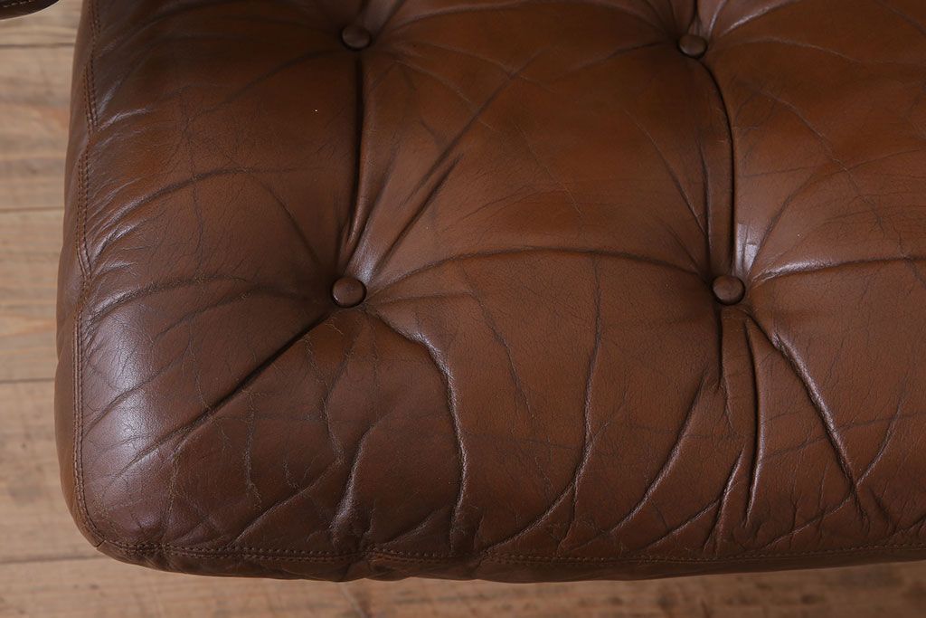 ヴィンテージ家具　北欧ビンテージ　一人掛けアームソファ(チェア)