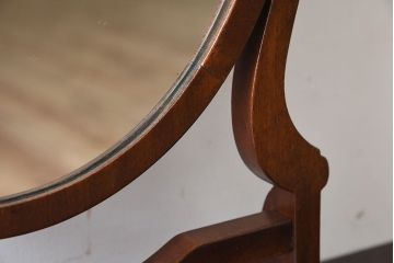 アンティーク雑貨　イギリスアンティーク　ウォールナット材のスタンドミラー(鏡)