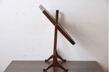 アンティーク雑貨　イギリスアンティーク　ウォールナット材のスタンドミラー(鏡)