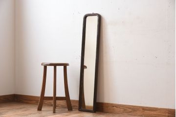 アンティーク雑貨　杉材製　古い木のレトロなアンティーク小さな姿見