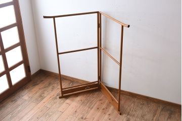 アンティーク雑貨　タモ材製　彫刻入り　古い木の和製アンティーク衣桁