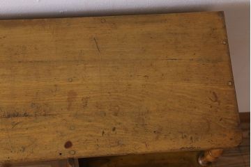 レトロ家具　昭和レトロ　ダイヤガラス入り!古い木製の小ぶりな本箱(ブックケース)(2)