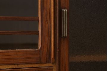 レトロ家具　昭和レトロ　ダイヤガラス入り!古い木製の小ぶりな本箱(ブックケース)(2)