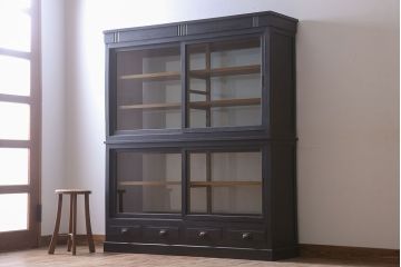 アンティーク家具　大正ロマン　ナラ材製!アンティーク両面ガラスの収納棚