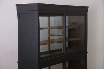 アンティーク家具　大正ロマン　ナラ材製!アンティーク両面ガラスの収納棚