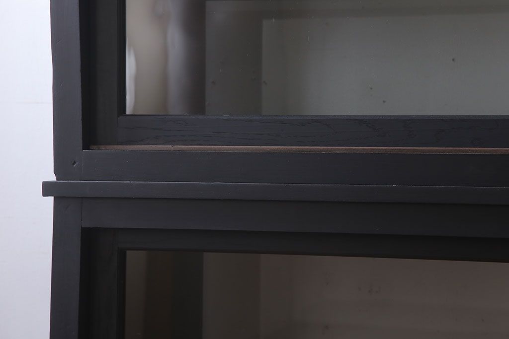 アンティーク家具　大正ロマン　ナラ材製!アンティーク両面ガラスの収納棚