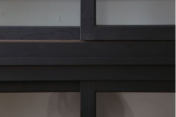 アンティーク家具　大正ロマン　ナラ材製!アンティーク両面ガラスの収納棚