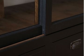 アンティーク家具　大正ロマン　ナラ材製!アンティーク両面ガラスの収納棚