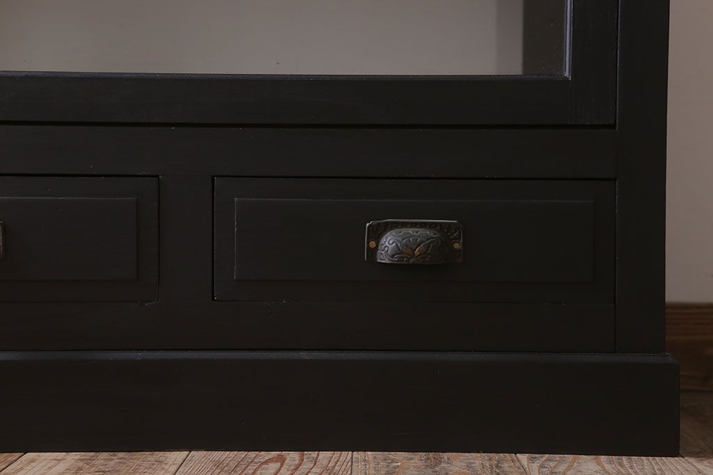 アンティーク家具　大正ロマン　ナラ材製!アンティーク両面ガラスの収納棚