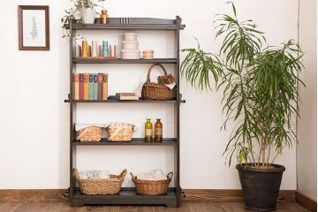 レトロ家具　ラワン材製　古い木のレトロな楔(くさび)式本棚(ディスプレイラック)(2)