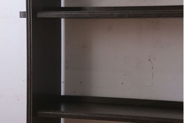 レトロ家具　ラワン材製　古い木のレトロな楔(くさび)式本棚(ディスプレイラック)(2)