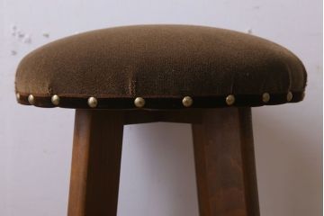 アンティーク家具　古いブナ材製のクッション座面丸スツール(1)