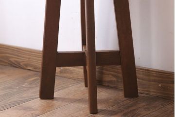 アンティーク家具　古いブナ材製のクッション座面丸スツール(2)