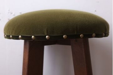 アンティーク家具　古いブナ材製のクッション座面丸スツール(2)
