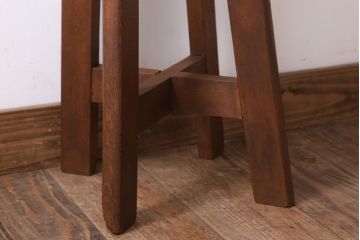 アンティーク家具　古いブナ材製のクッション座面丸スツール(2)
