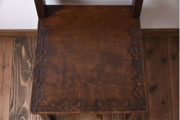 中古美品　伝統工芸　軽井沢彫りの上質なダイニングチェア(椅子)(定価約16万円)(1)