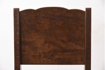 中古美品　伝統工芸　軽井沢彫りの上質なダイニングチェア(椅子)(定価約16万円)(1)