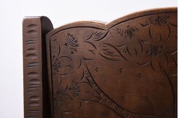 中古美品　伝統工芸　軽井沢彫りの上質なダイニングチェア(椅子)(定価約16万円)(2)